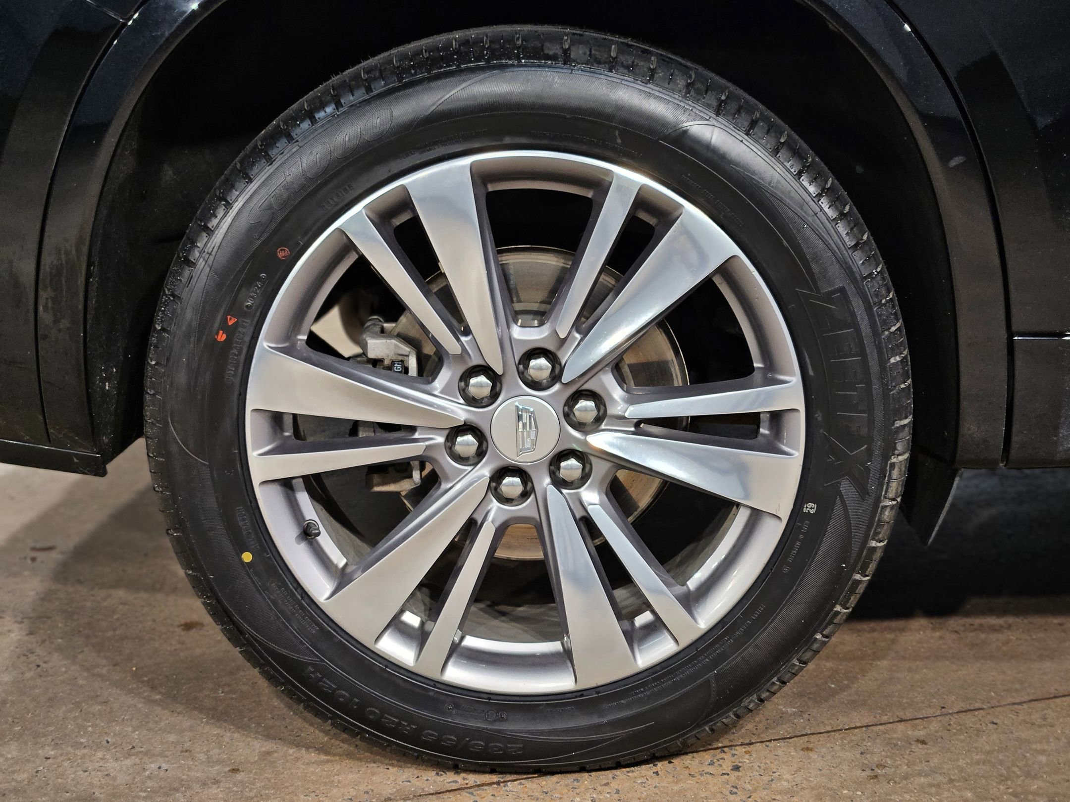 Used 2024 Cadillac XT6 Premium Luxury image 17