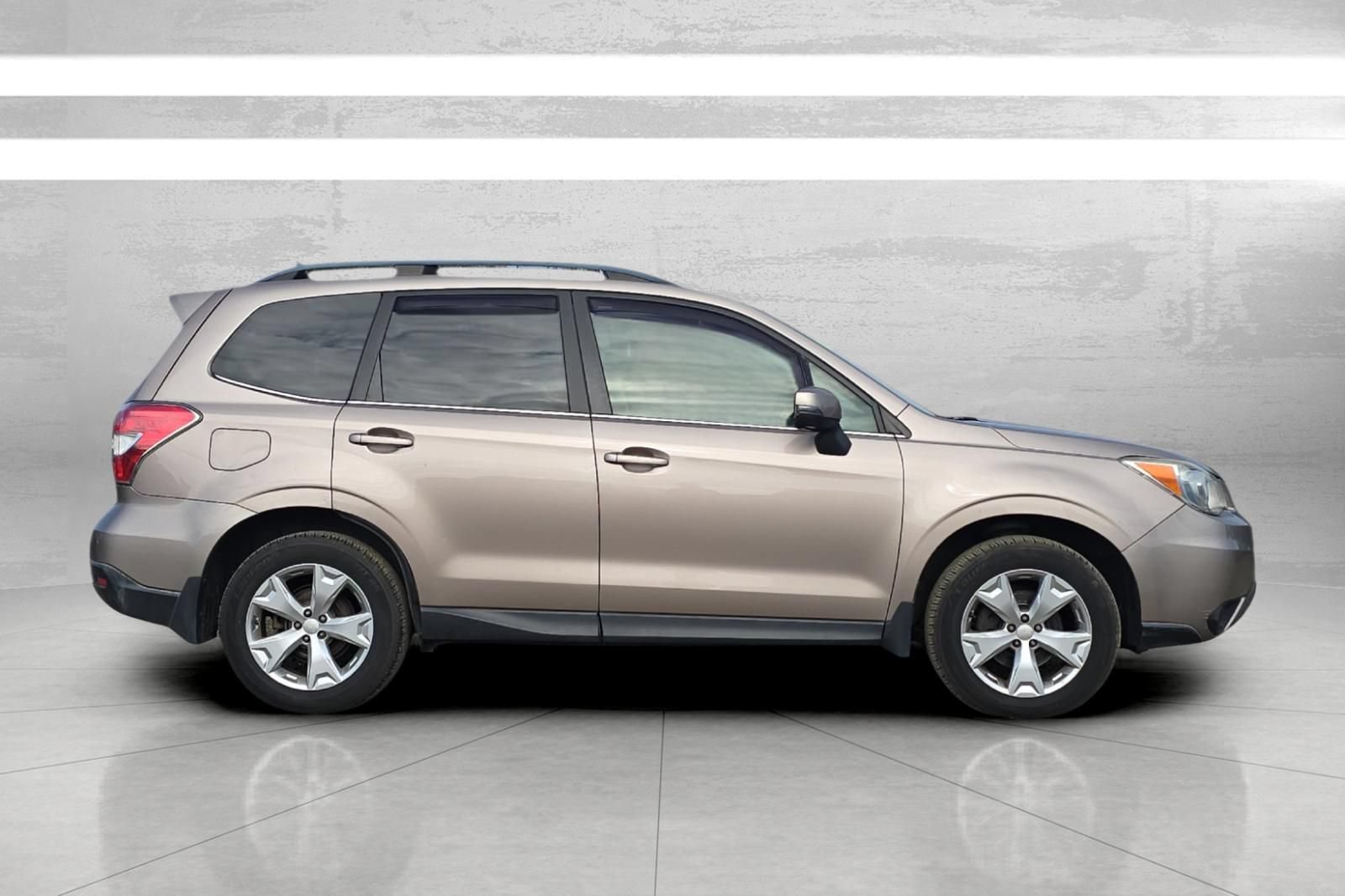 Used 2014 Subaru Forester 2.5i Touring w/ Popular Package #1 AWD/4WD image 3
