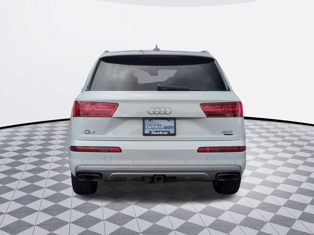 Used 2018 Audi Q7 3.0T Prestige AWD/4WD image 5
