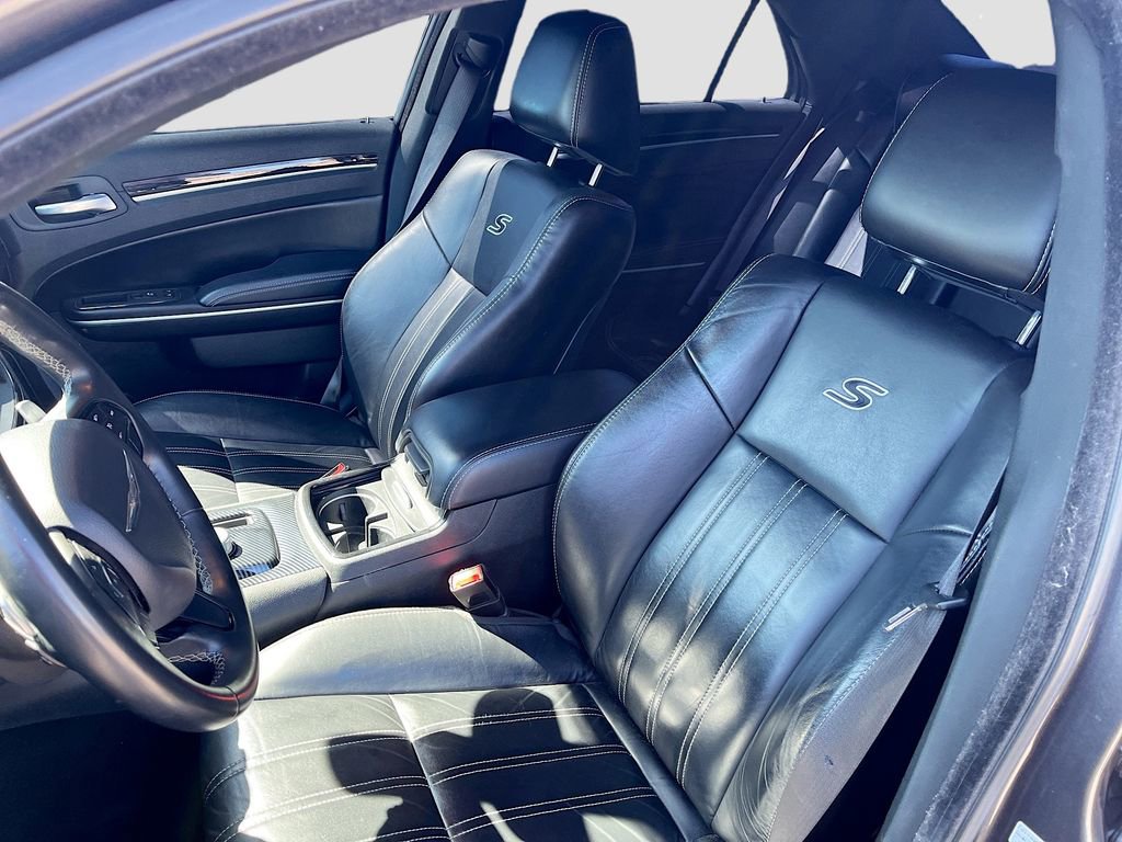 Used 2021 Chrysler 300 S w/ S Model Appearance Package RWD image 21