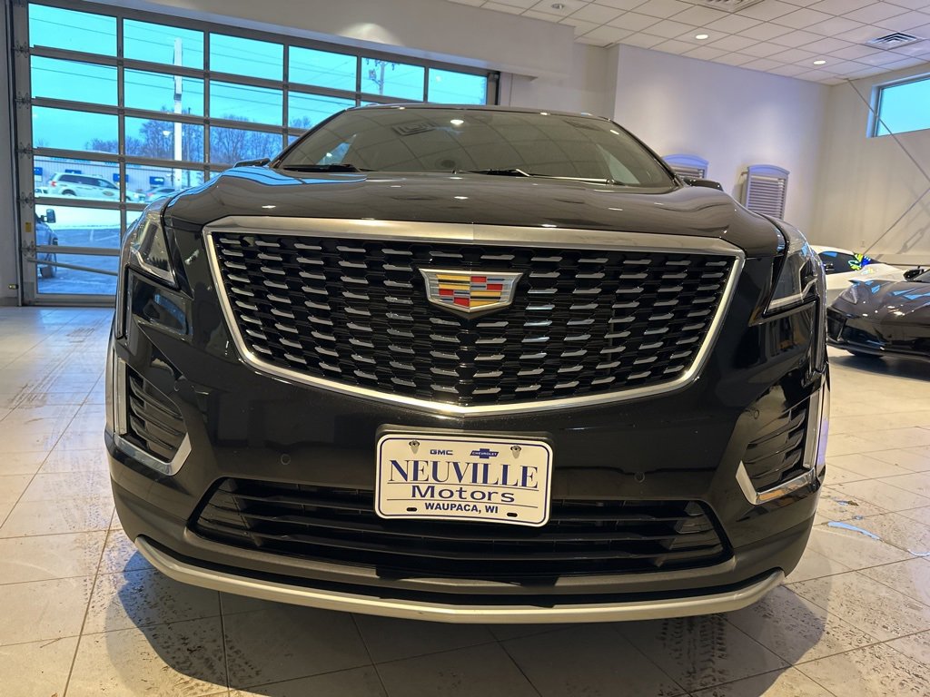 Used 2025 Cadillac XT5 Premium Luxury image 8