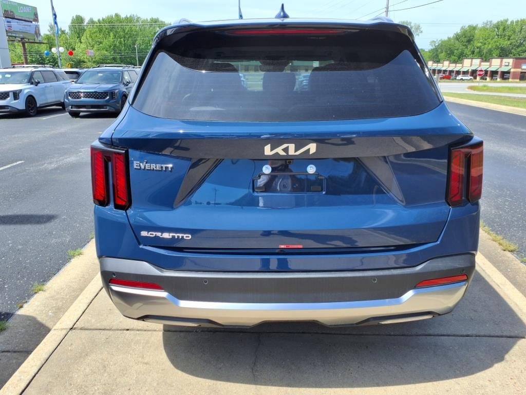 New 2025 Kia Sorento S w/ Panoramic Sunroof Package image 4