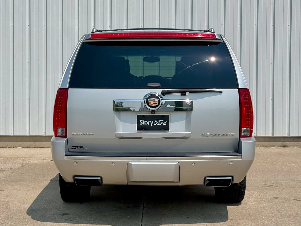 Used 2013 Cadillac Escalade ESV Platinum AWD/4WD image 5