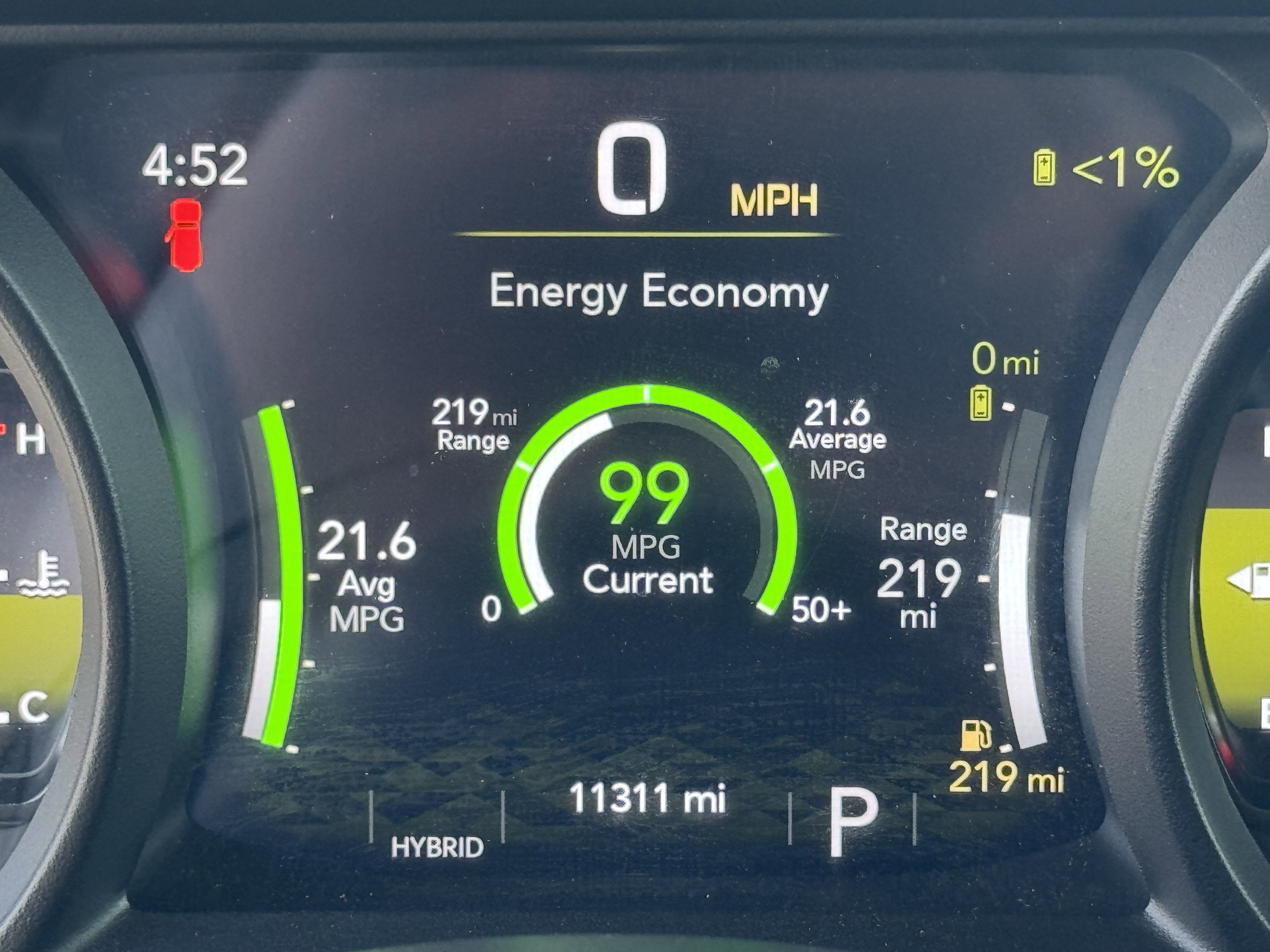 Used 2025 Jeep Wrangler Sahara w/ Safety Group image 23