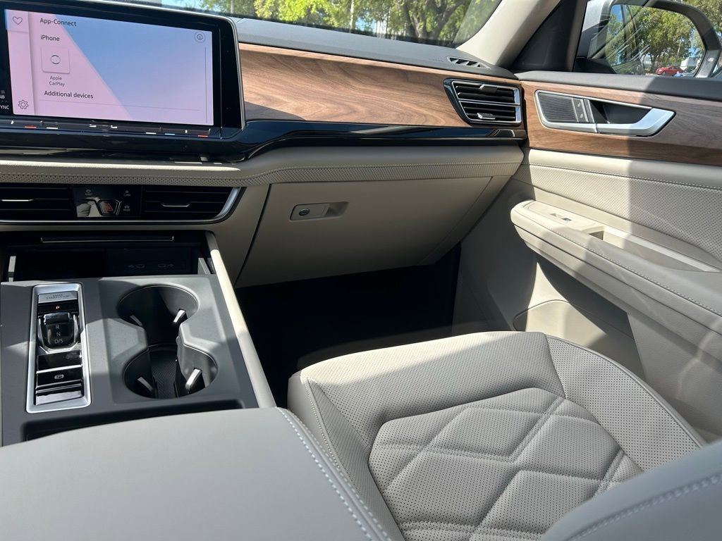 New 2026 Volkswagen Atlas SE image 11