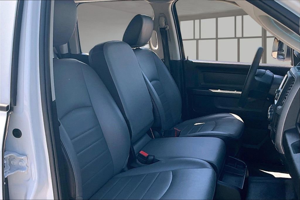 Used 2024 RAM 1500 Tradesman w/ Chrome Appearance Group AWD/4WD image 28