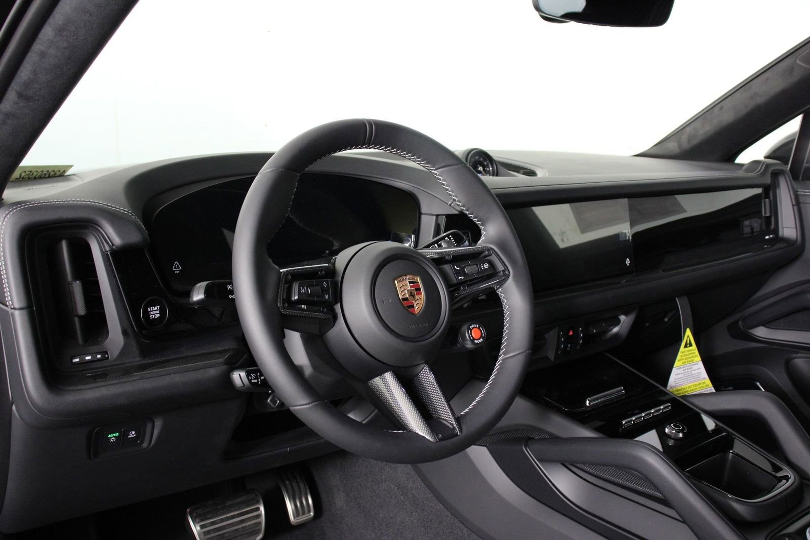 New 2026 Porsche Cayenne Turbo GT image 4