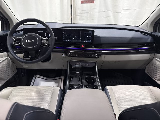 Certified 2025 Kia Carnival SX Prestige FWD image 15