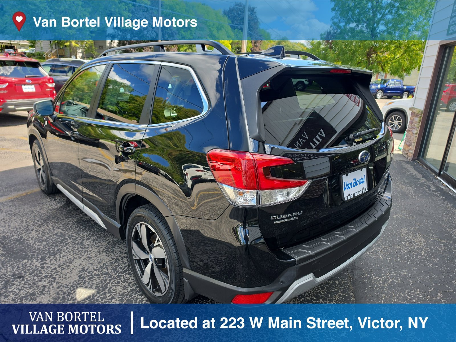 Used 2020 Subaru Forester Touring AWD/4WD image 7