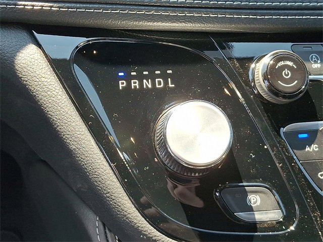 New 2026 Chrysler Pacifica Limited w/ S Appearance Package image 7