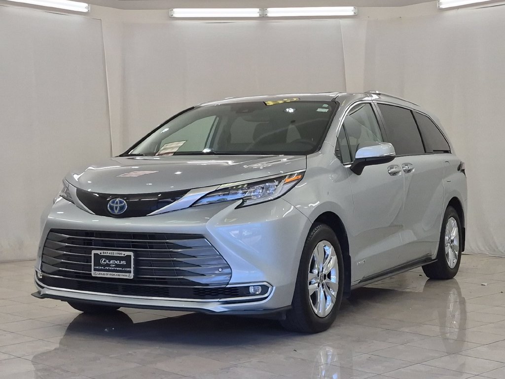 Used 2021 Toyota Sienna Limited AWD/4WD image 4