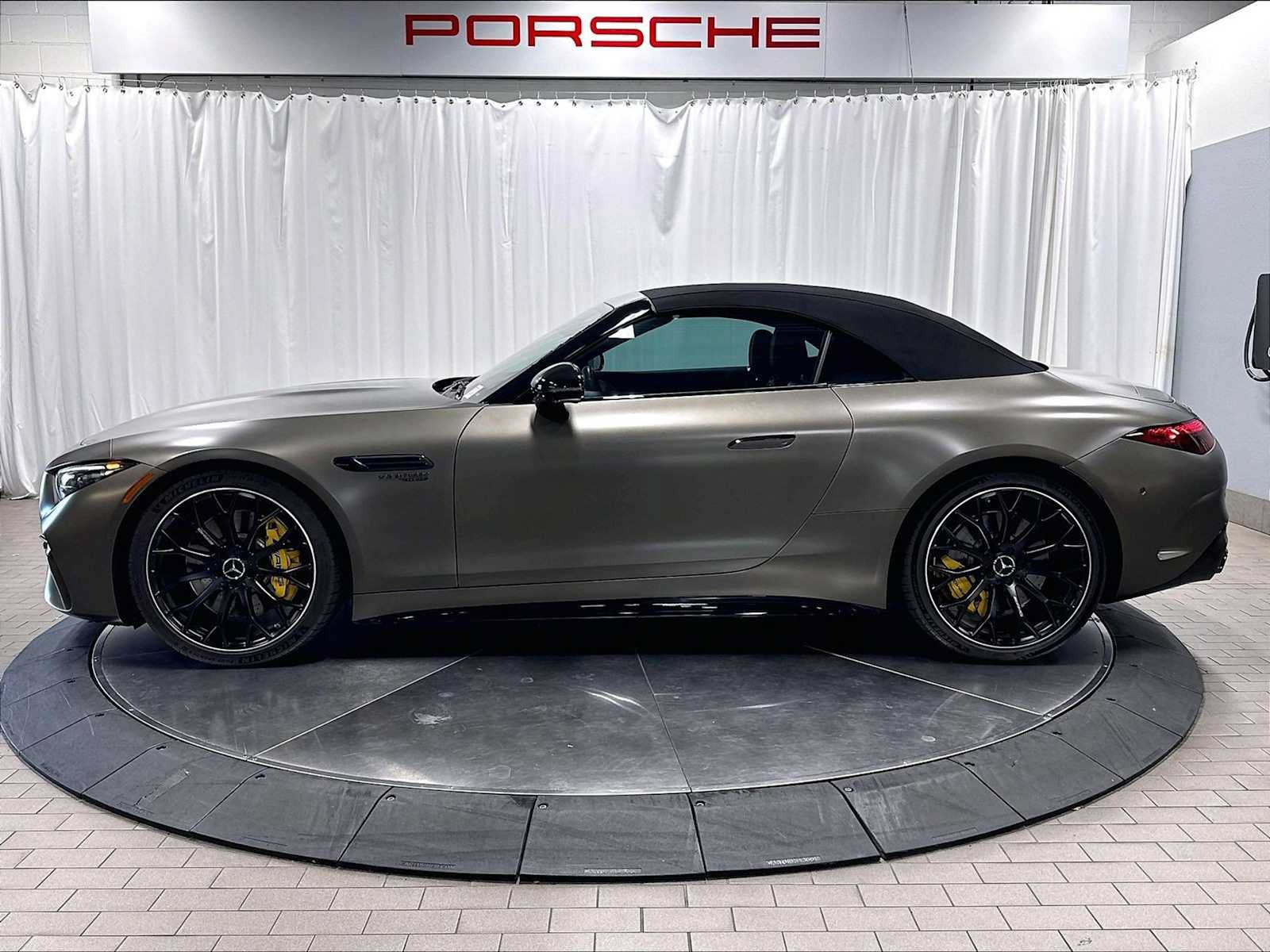 Used 2023 Mercedes-Benz SL 63 AMG 4MATIC image 2