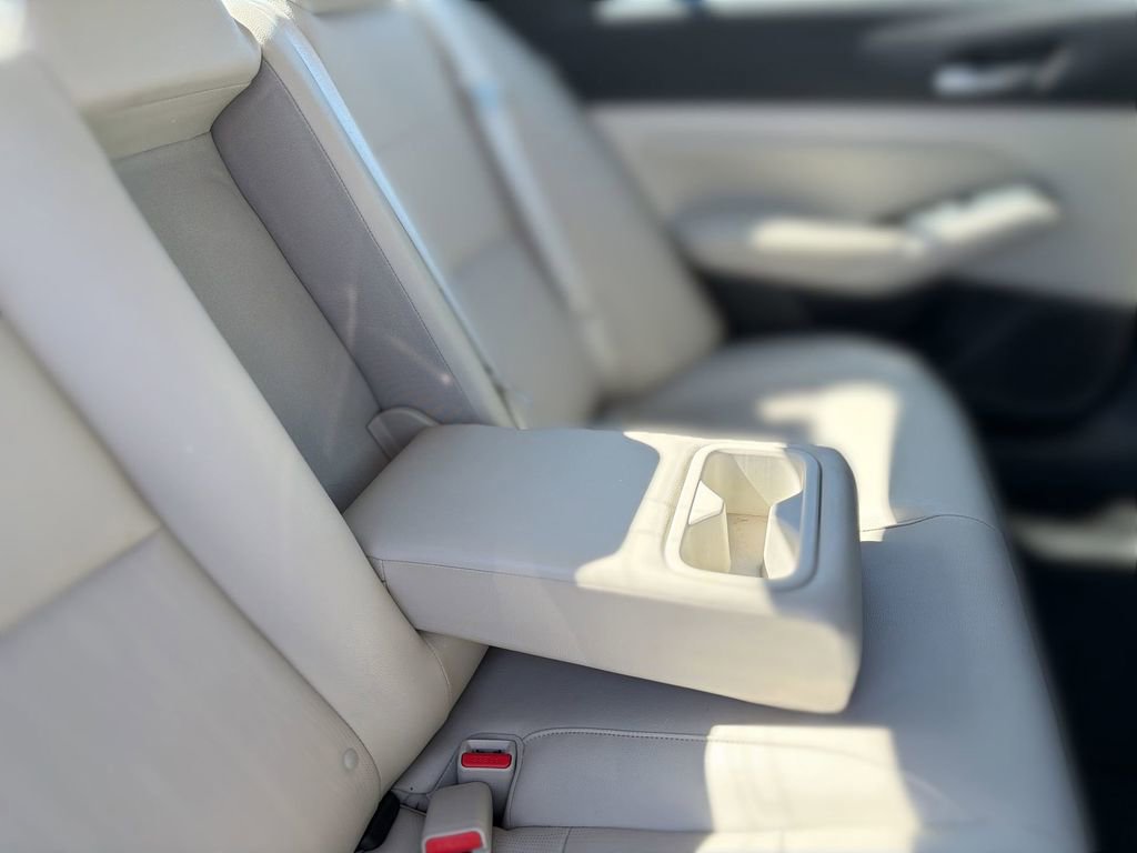 Used 2019 Nissan Altima 2.5 Platinum FWD image 28