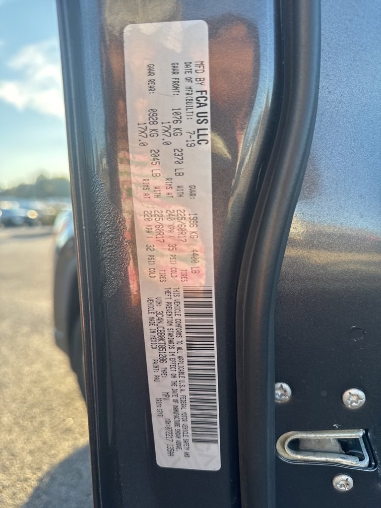 Used 2019 Jeep Compass Latitude image 35