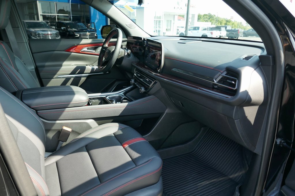 Certified 2025 Chevrolet Traverse RS image 15