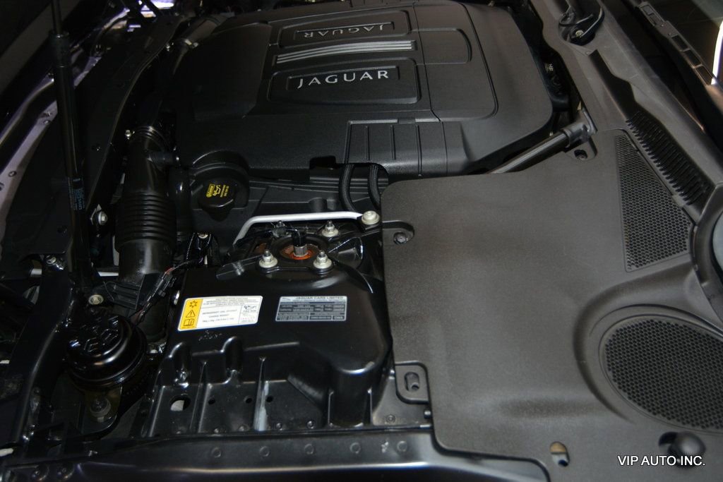 Used 2013 Jaguar XK Convertible image 36