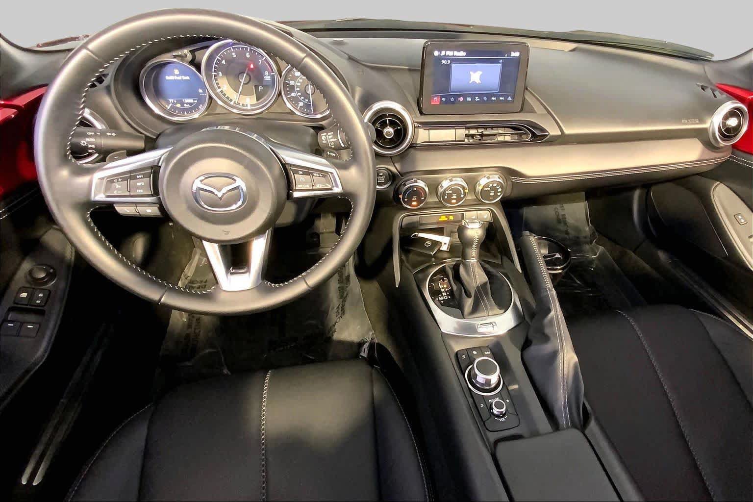 Used 2023 MAZDA MX-5 Miata Grand Touring RWD image 16