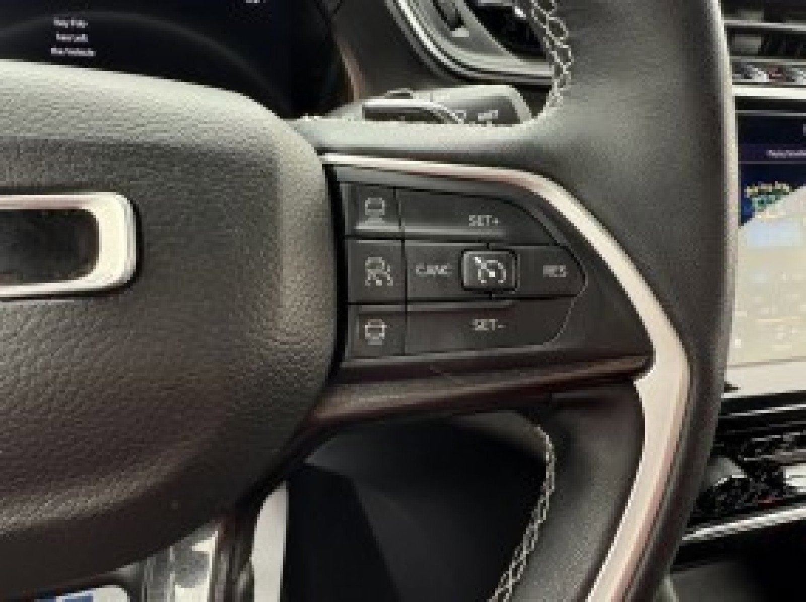 Used 2022 Jeep Grand Cherokee Altitude image 17