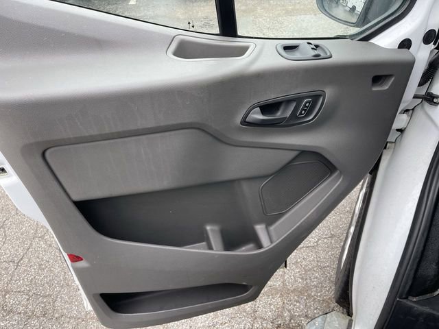 Used 2024 Ford Transit 250 Low Roof w/ Exterior Upgrade Package image 4