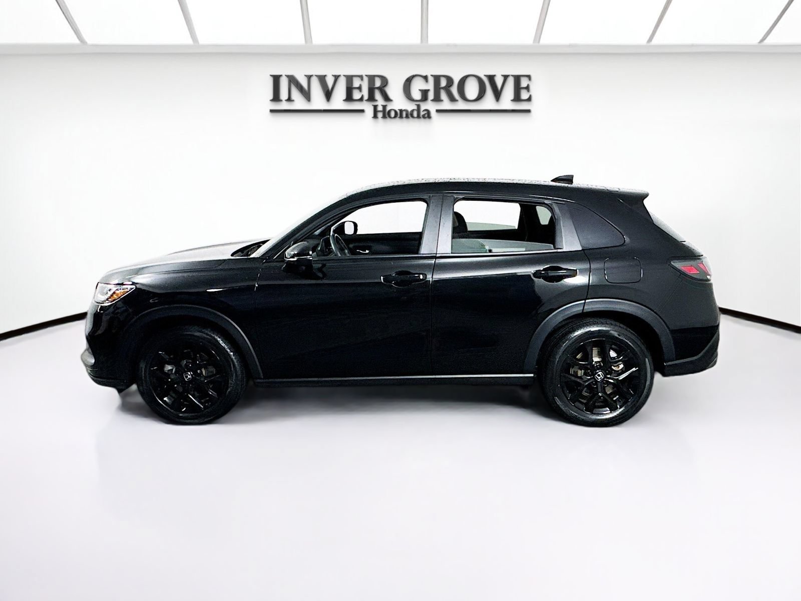 Certified 2024 Honda HR-V Sport image 8