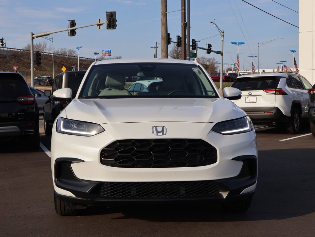 Certified 2024 Honda HR-V LX image 2