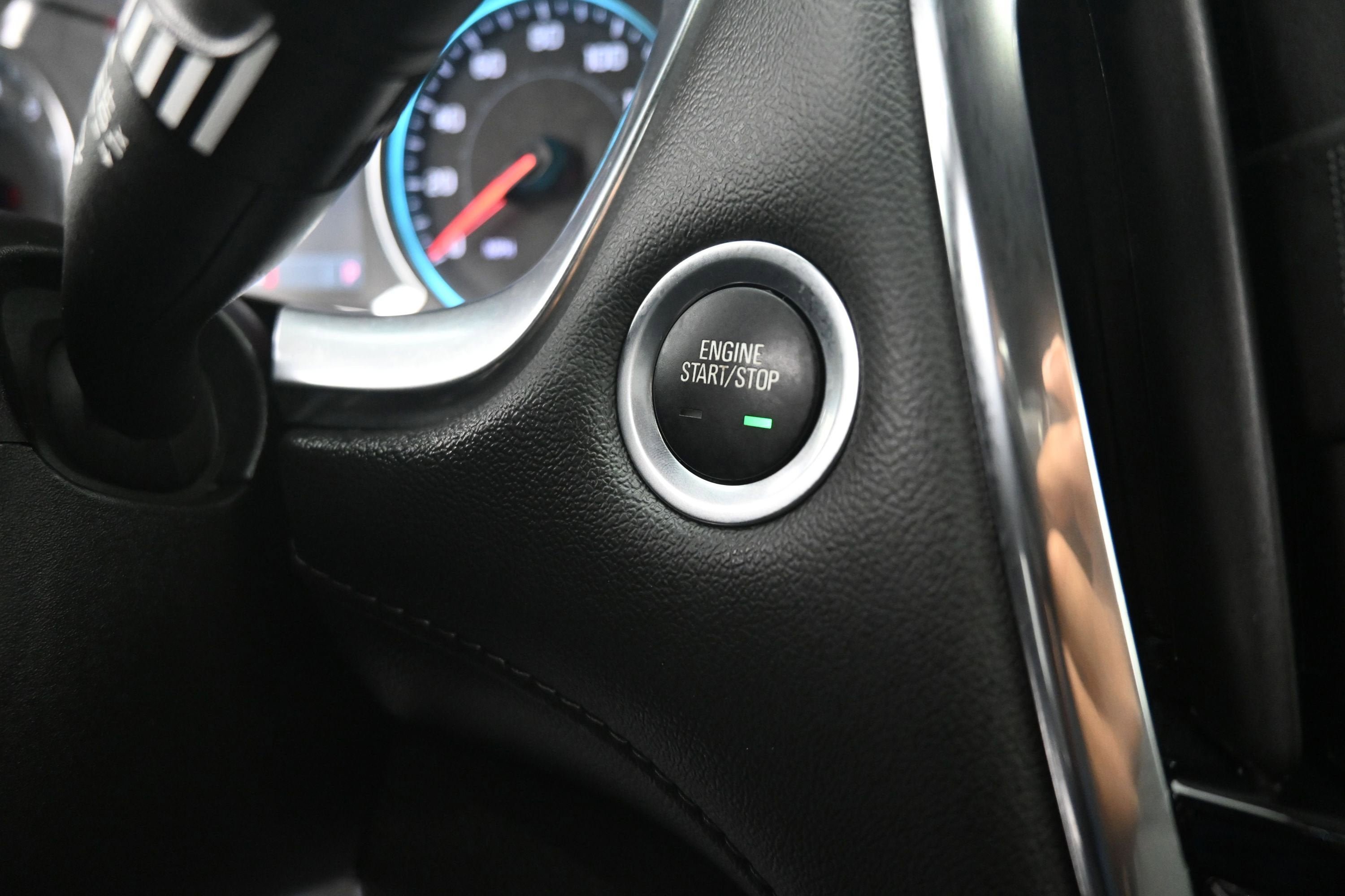 Used 2023 Chevrolet Traverse LT AWD/4WD image 18