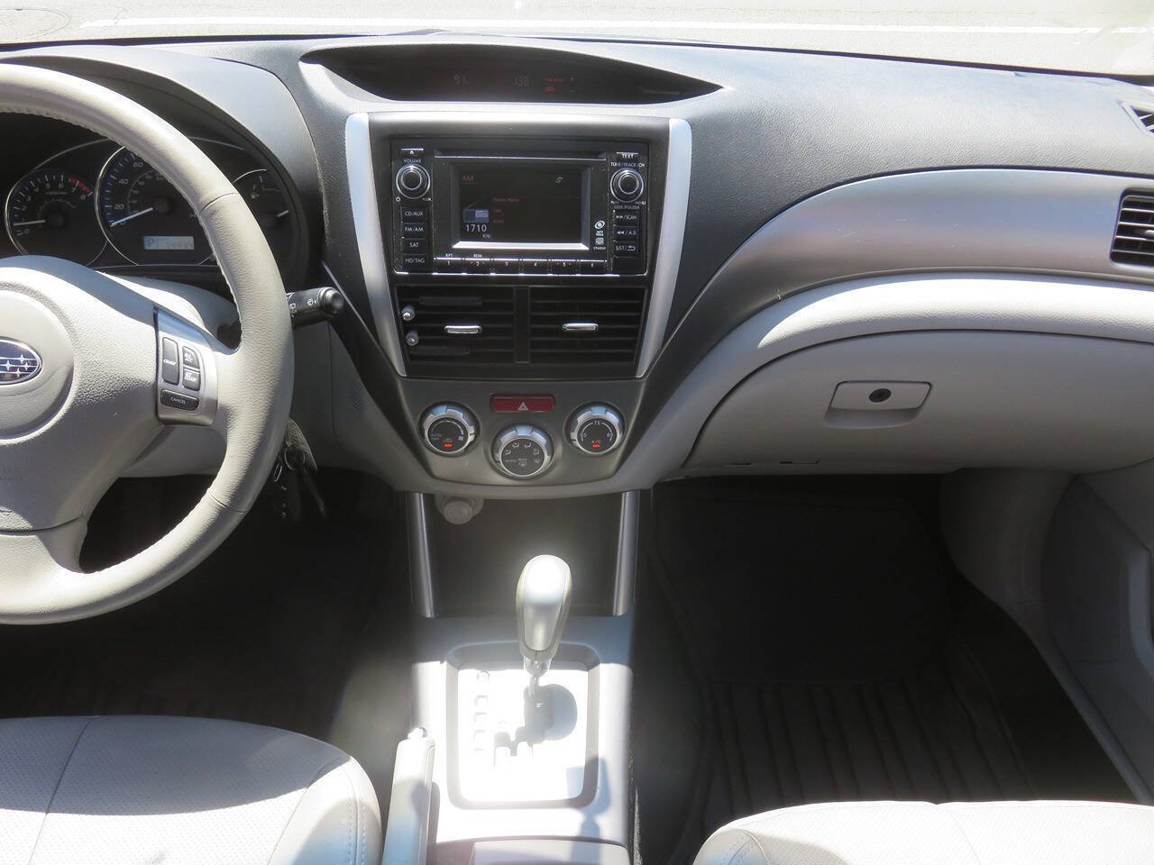 Used 2012 Subaru Forester 2.5X Limited AWD/4WD image 16