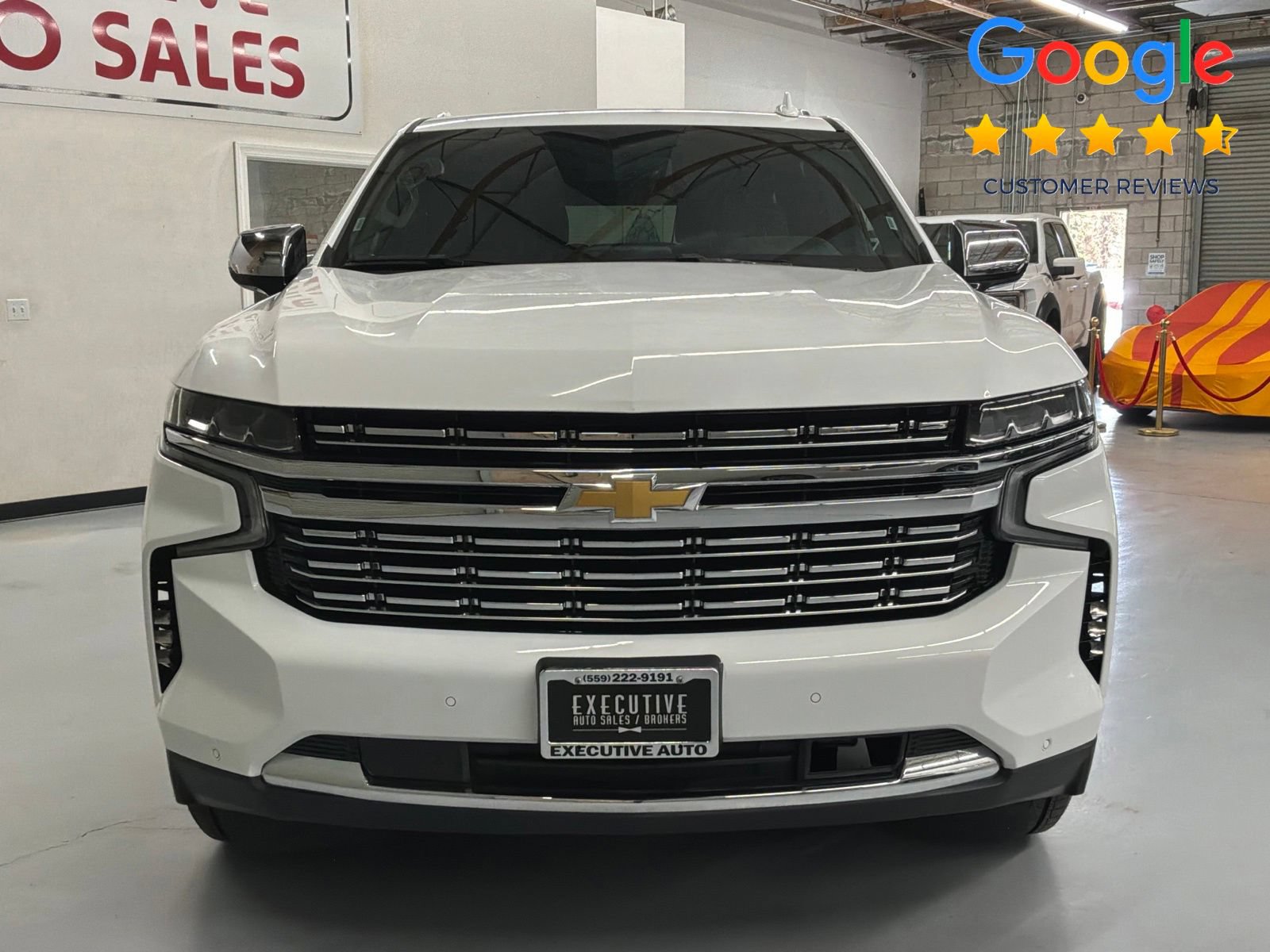 Used 2022 Chevrolet Suburban Premier RWD image 2