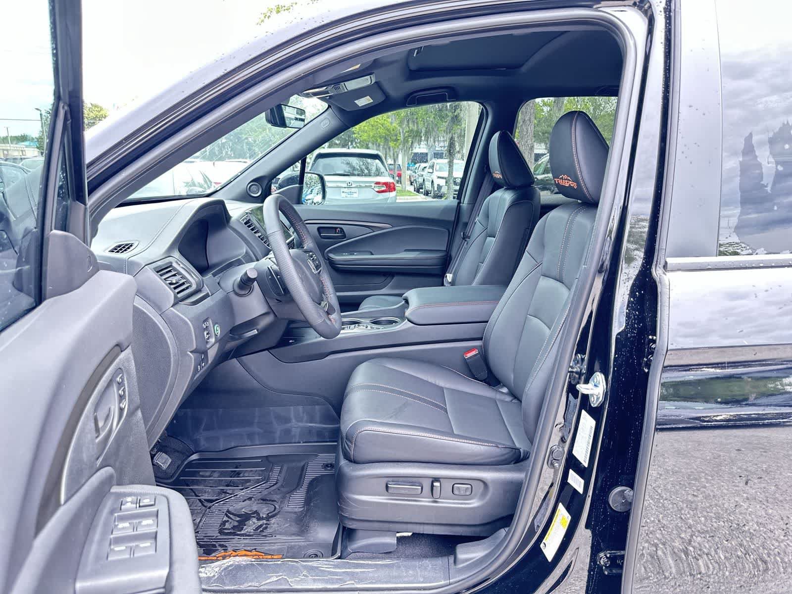 Used 2026 Honda Ridgeline TrailSport image 2