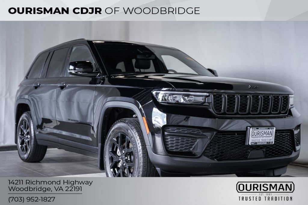 Used 2024 Jeep Grand Cherokee Altitude