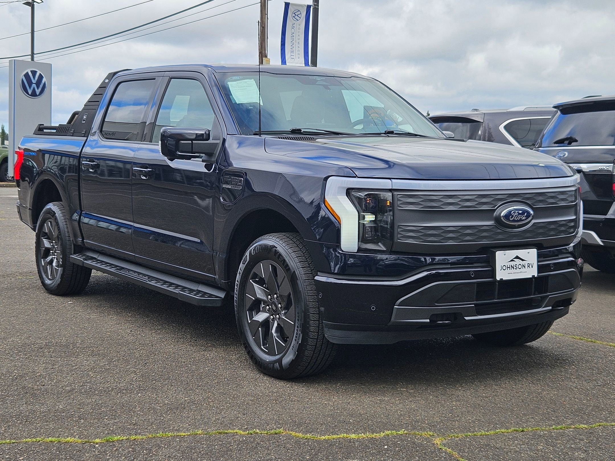 Used 2023 Ford F150 Lightning Lariat w/ Equipment Group 511A High image 7