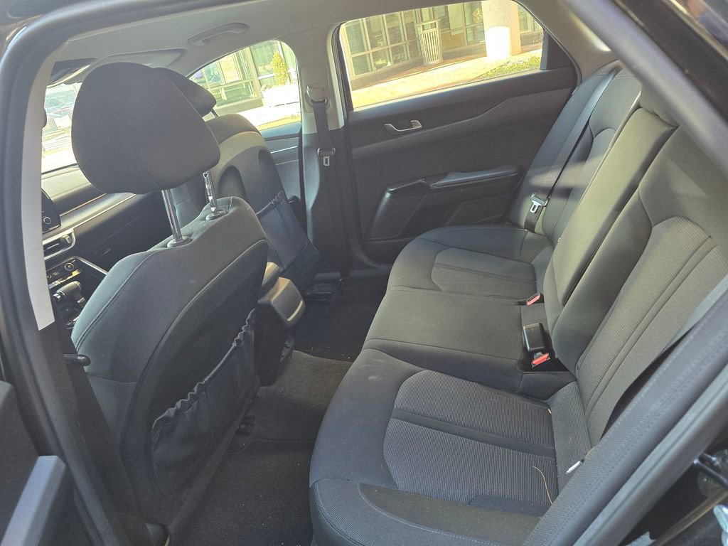 Used 2022 Kia K5 LXS image 9