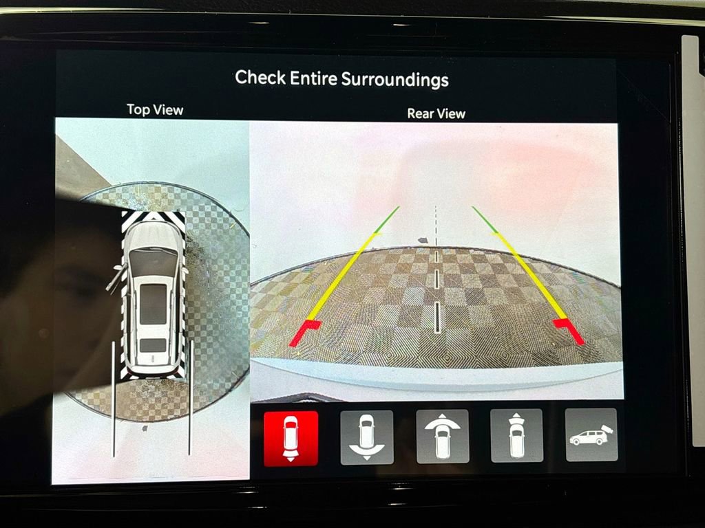 New 2026 Chrysler Pacifica Limited image 17