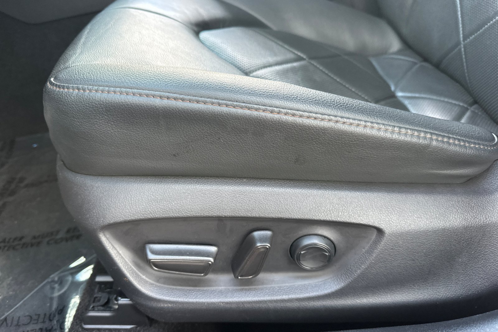 Used 2019 Toyota Camry XLE FWD image 15