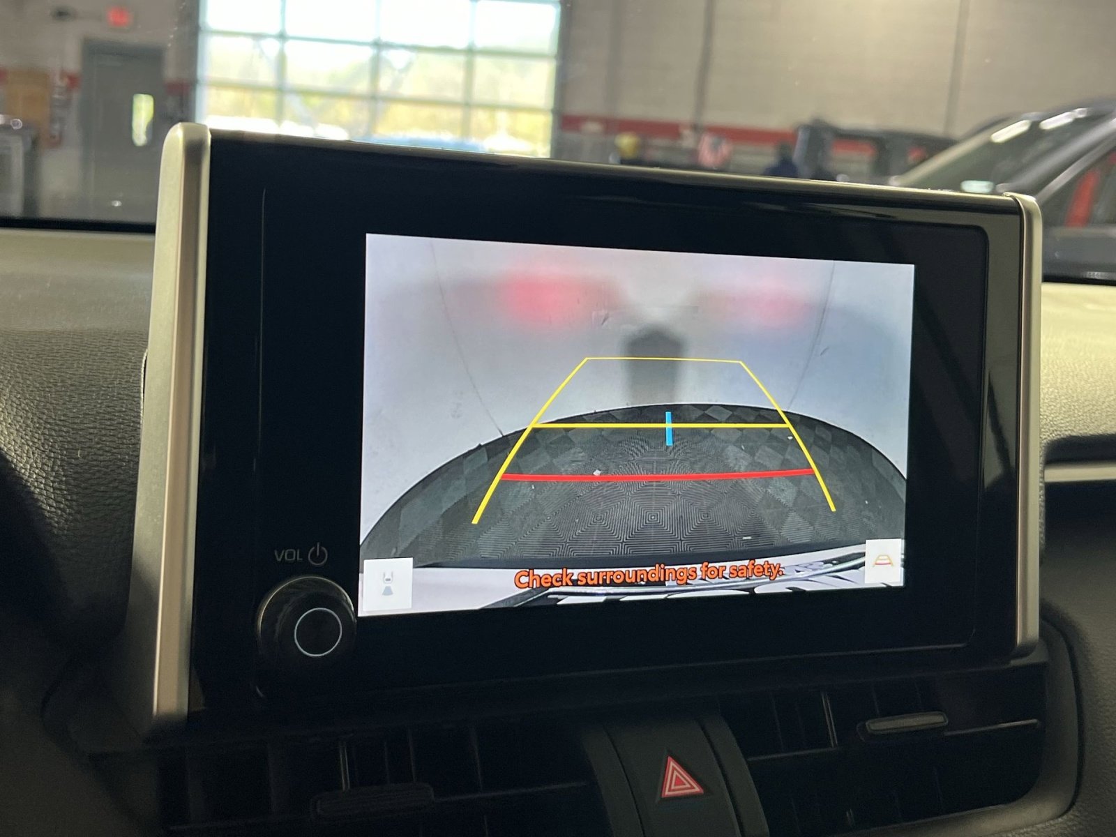 Used 2024 Toyota RAV4 XLE w/ Convenience Package image 11