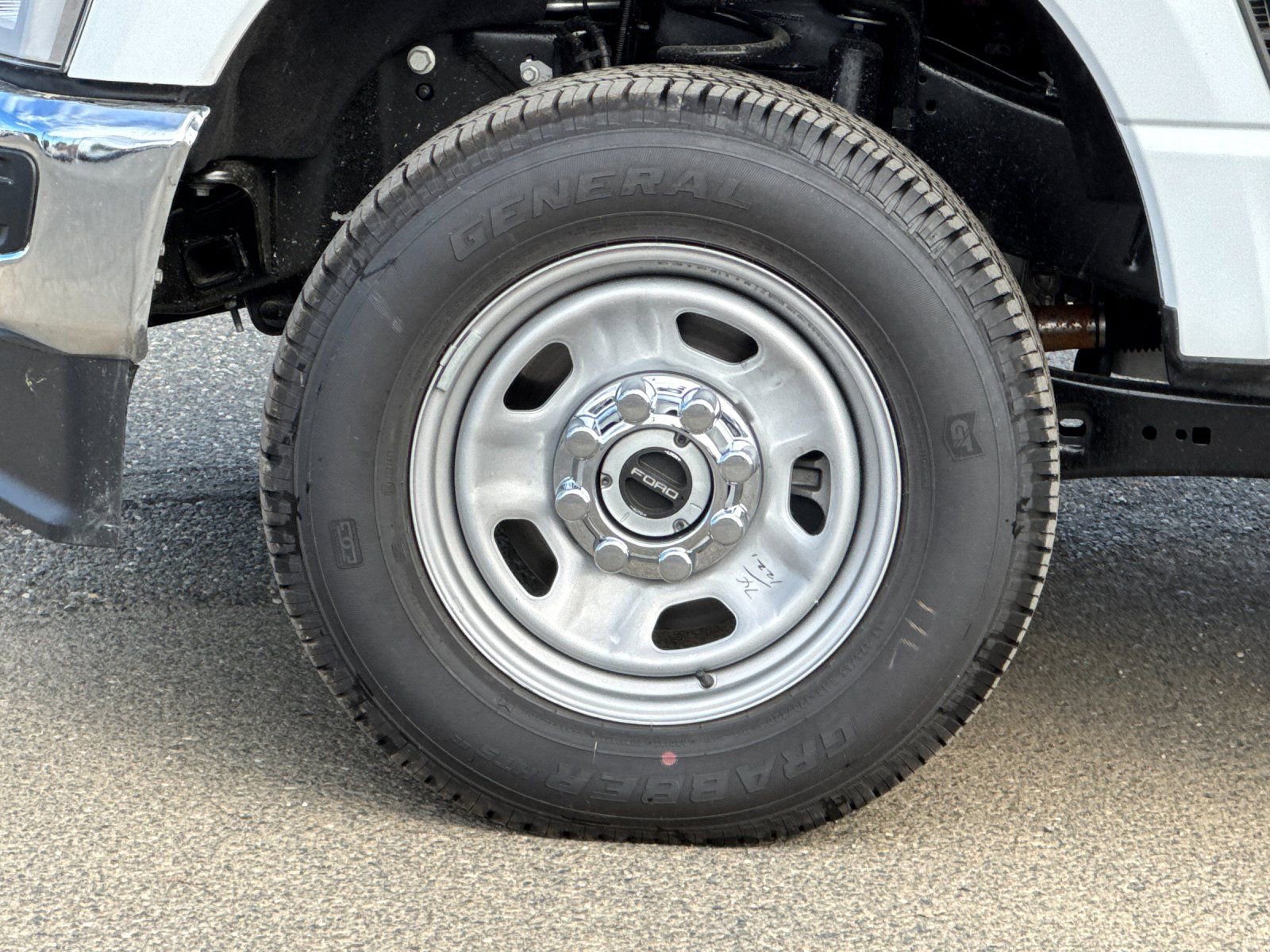 New 2026 Ford F350 XL w/ XL Chrome Package image 27