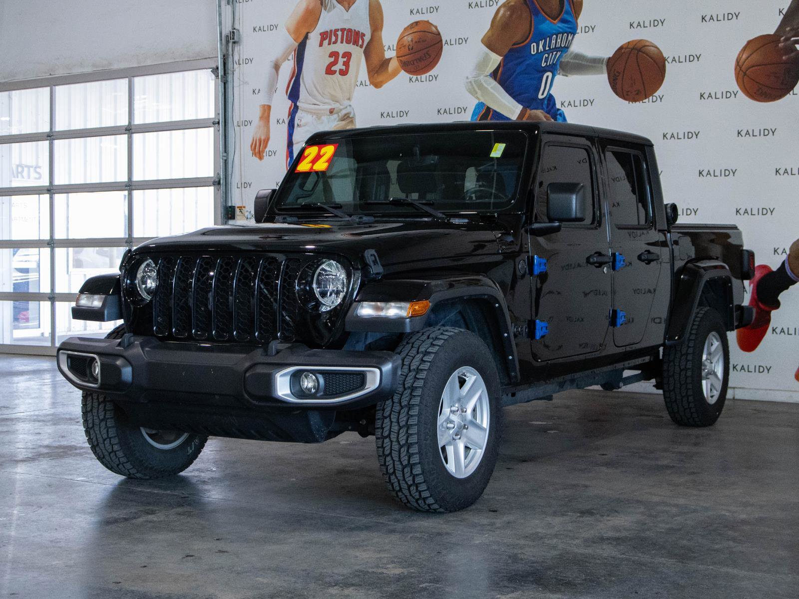 Used 2022 Jeep Gladiator Sport image 21