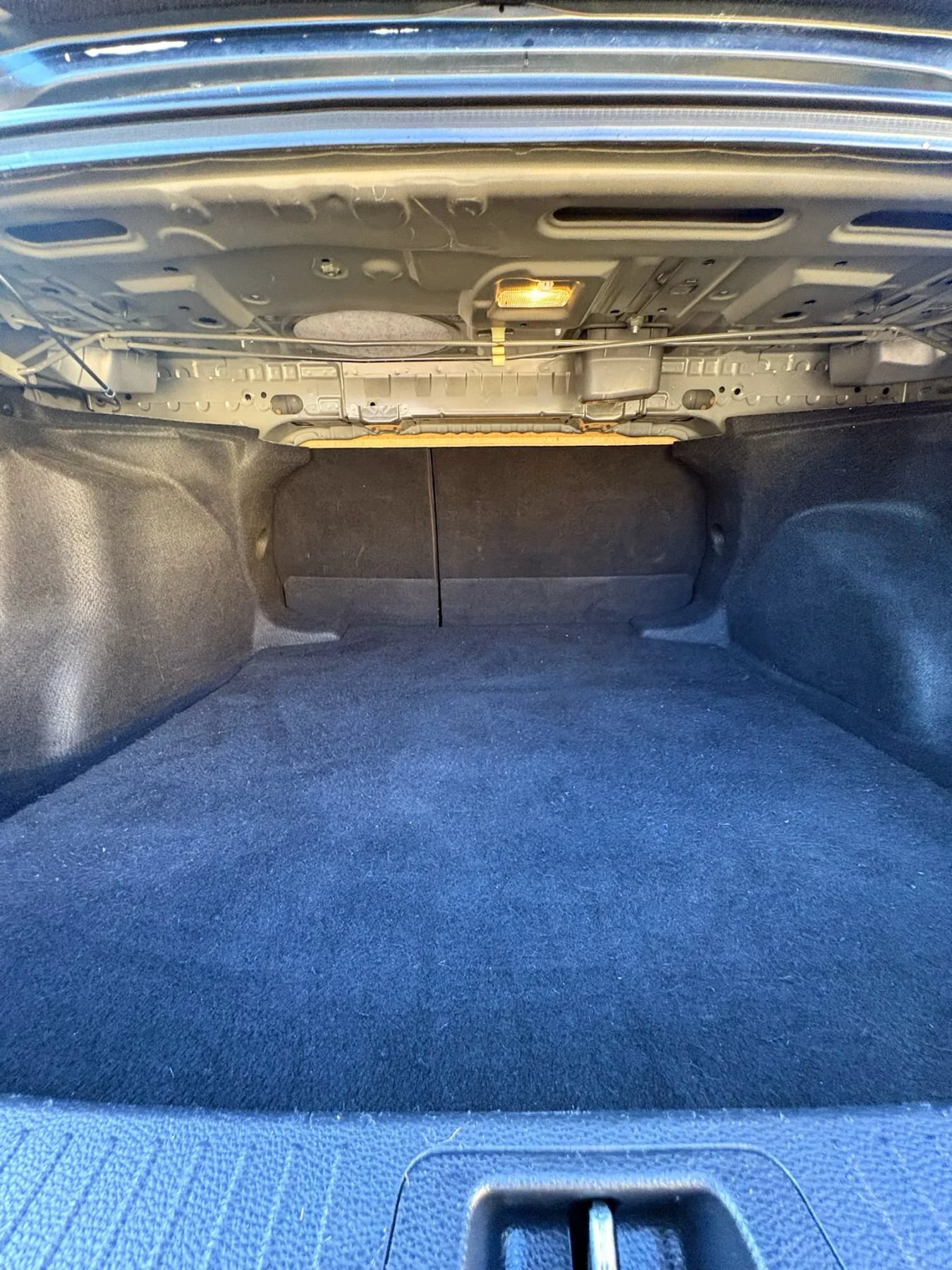 Used 2020 Toyota Corolla LE FWD image 36