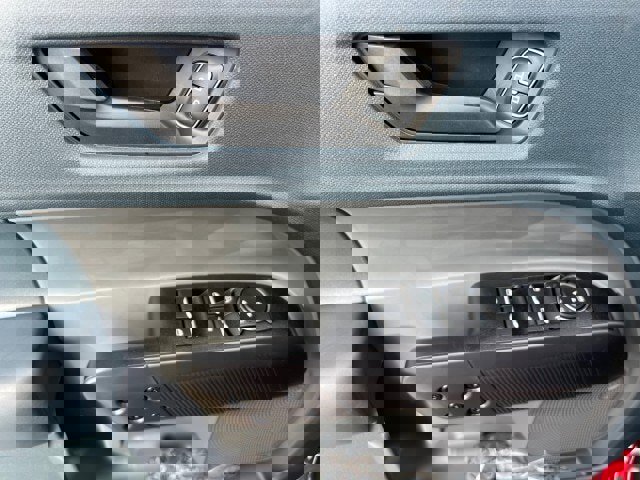 New 2025 Ford Maverick XLT w/ XLT Luxury Package image 11