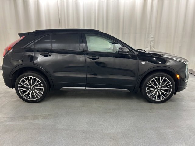 Used 2024 Cadillac XT4 Sport image 7