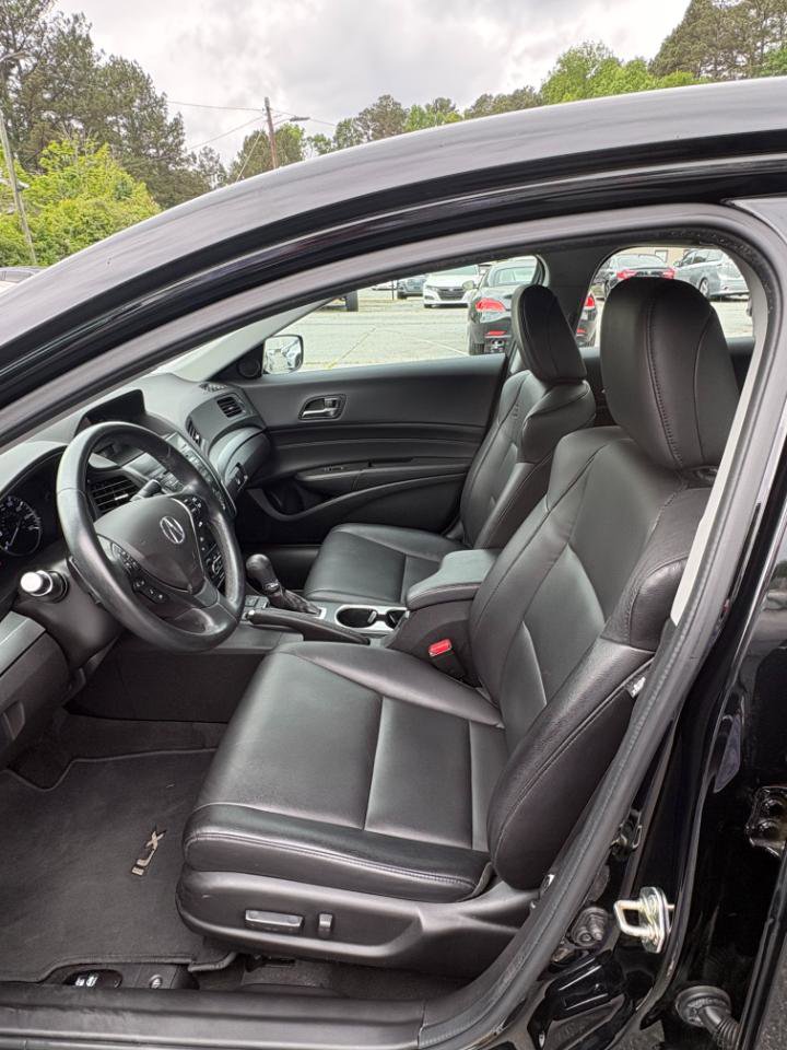 Used 2018 Acura ILX w/ Special Edition Package FWD image 4