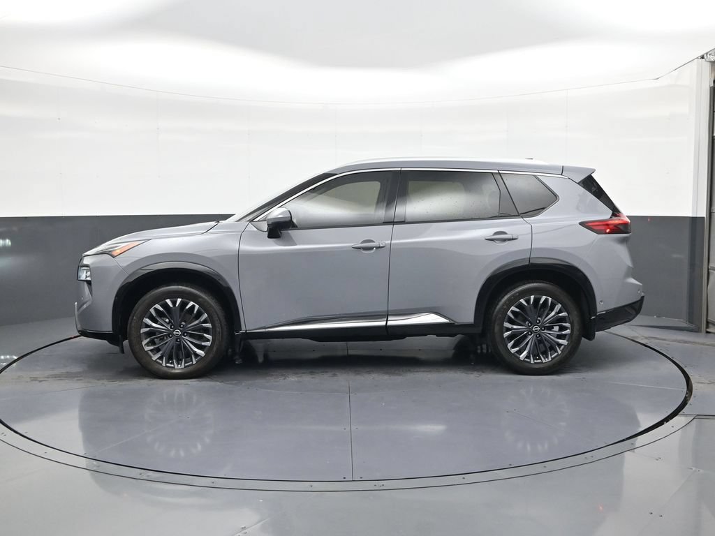 Used 2024 Nissan Rogue Platinum w/ Platinum Premium Package FWD image 4