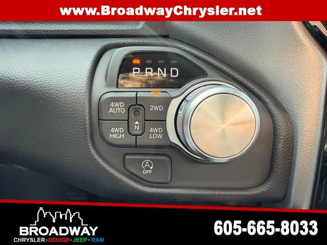 New 2026 RAM 1500 Laramie AWD/4WD image 17