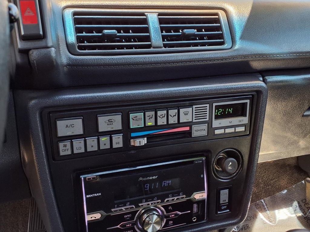 Used 1987 Toyota Celica GT image 9