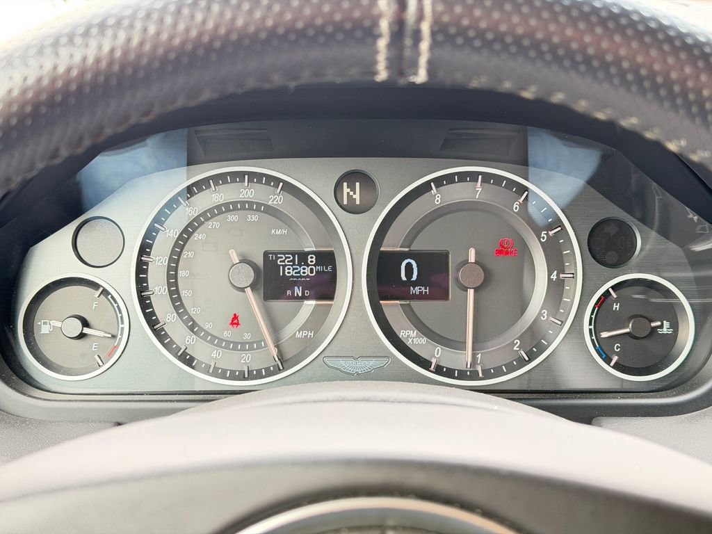 Used 2011 Aston Martin V8 Vantage N420 image 6