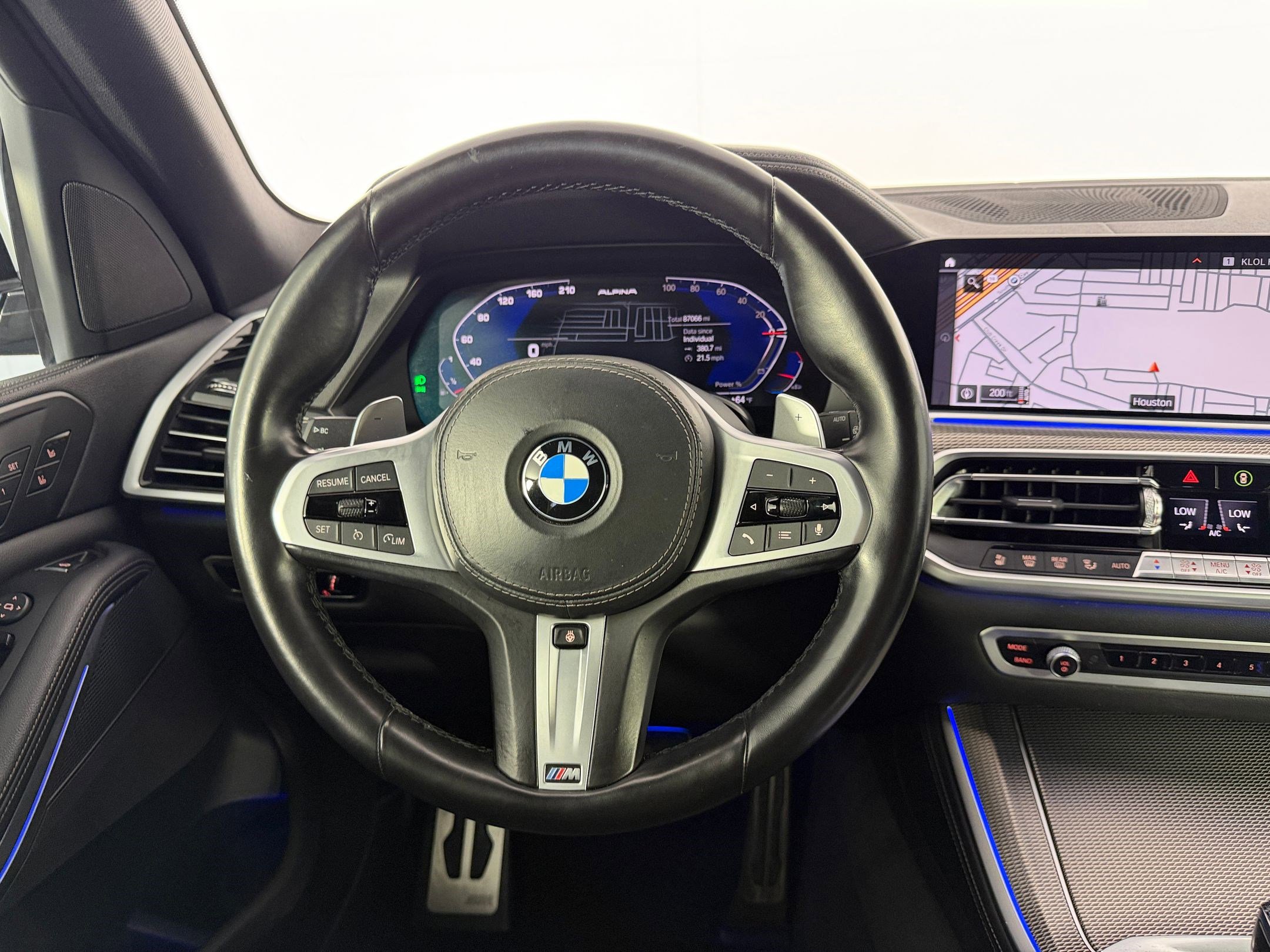 Used 2022 BMW X5 sDrive40i w/ M Sport Package RWD image 16