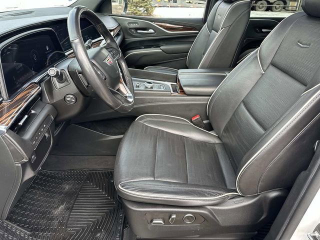 Used 2021 Cadillac Escalade Premium Luxury AWD/4WD image 20