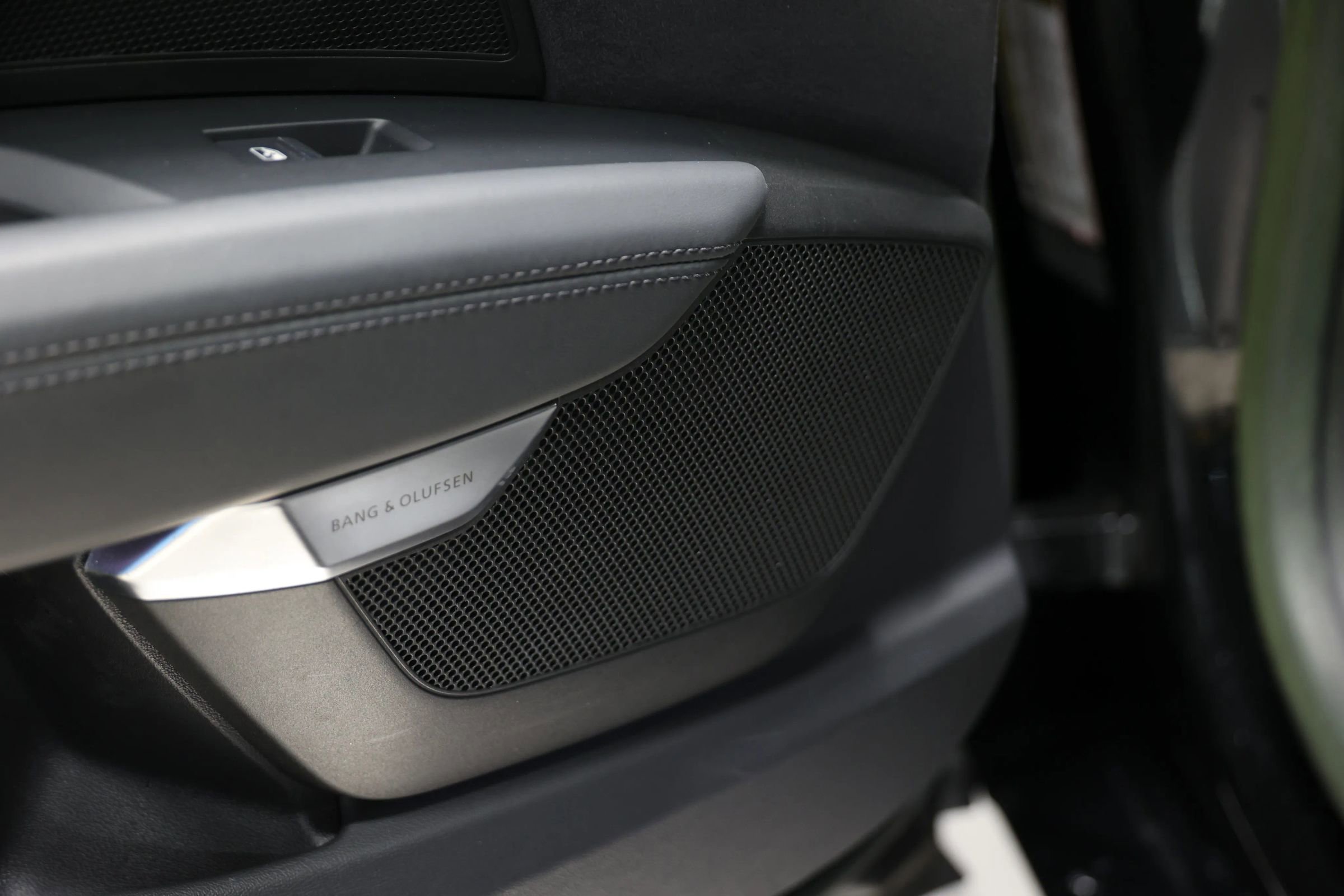 Used 2022 Audi RS e-tron GT w/ Carbon Performance Package image 49