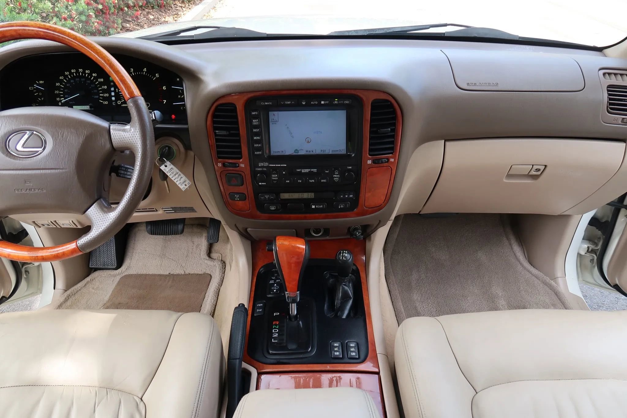 Used 2001 Lexus LX 470 4WD image 34