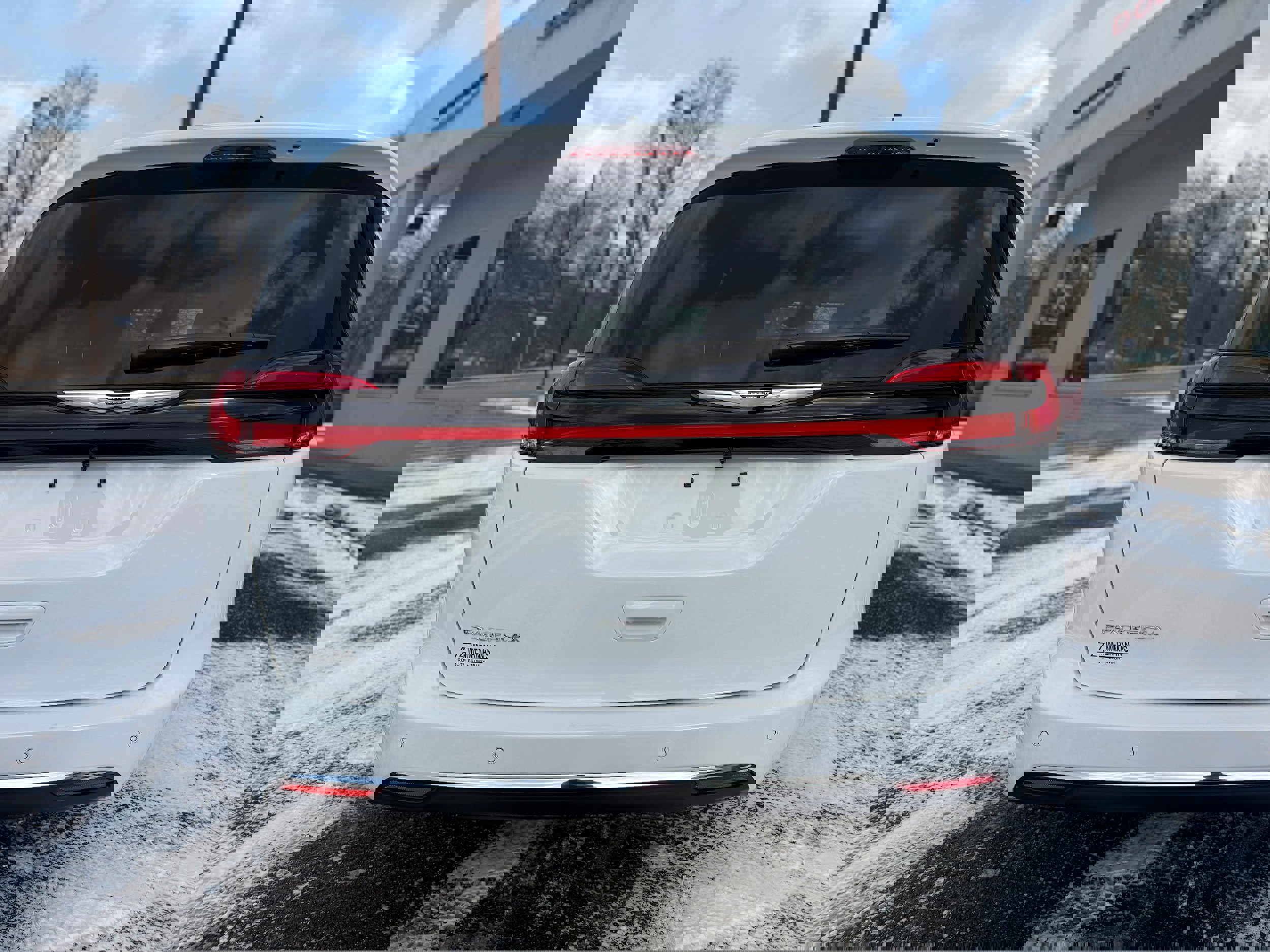 New 2026 Chrysler Pacifica Select image 9